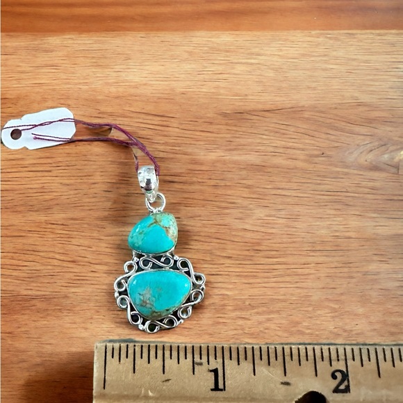 Turquoise Sterling Silver Pendant - Picture 4 of 8